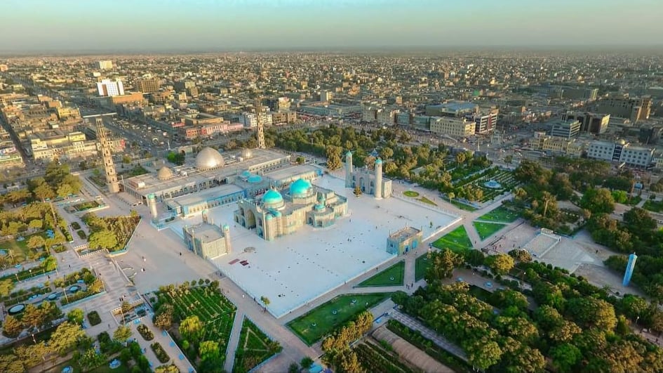 بلخ کې د يوې کورنۍ اووه غړي په مرموز ډول وژل شوي