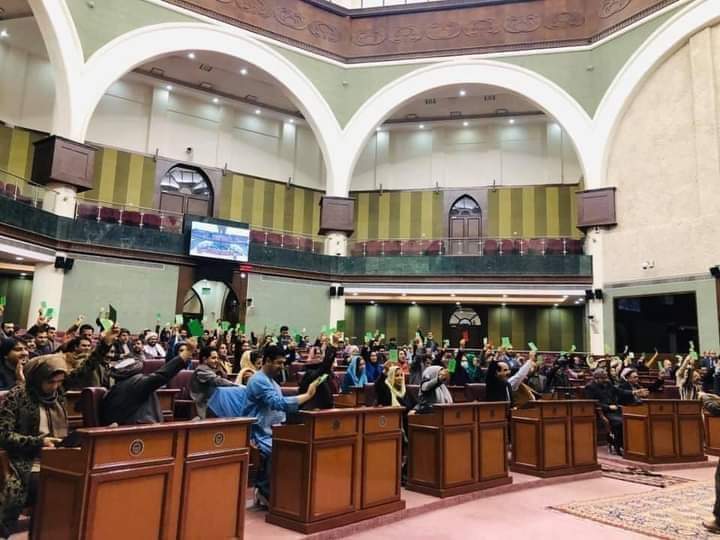 ولسي جرګې د ۱۴۰۰ مالي کال  بودیجه تصویب کړه.